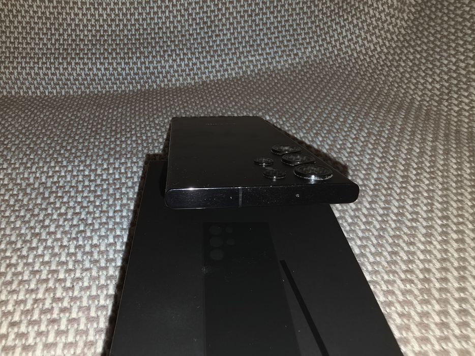 Doar vând Samsung Galaxy s23 ultra - 256 GB - 8gb ram - negru