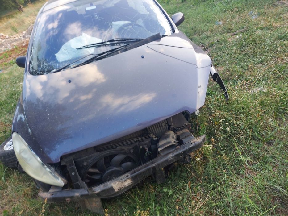 Пежо 307 2.0 хди 110 кс на части !!!