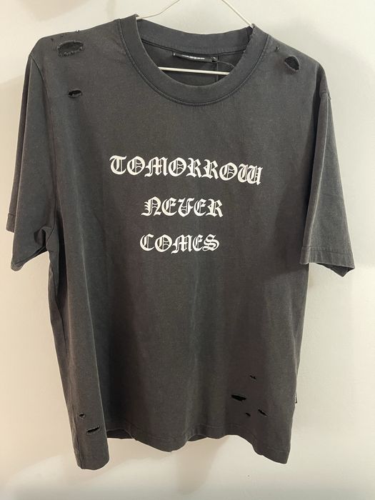 Wasted distressed tee