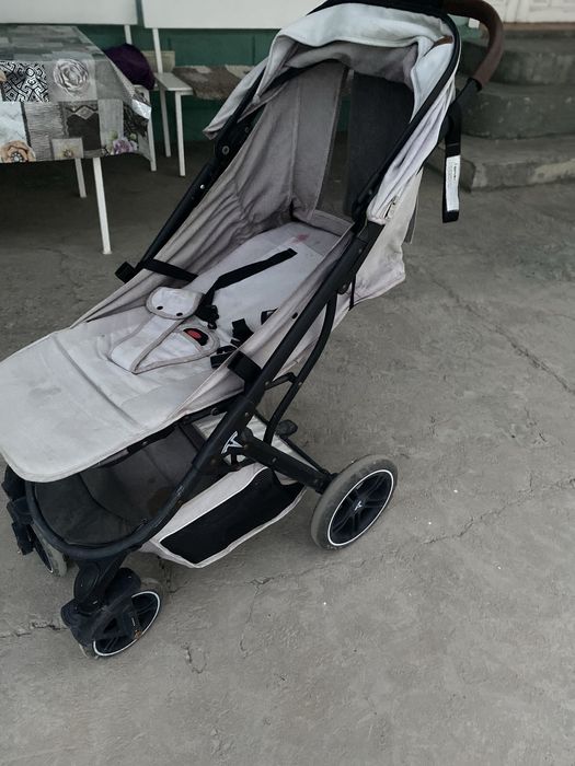 Каляска не продается