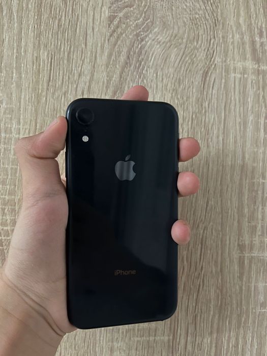 Обменяю айфон хр идеал