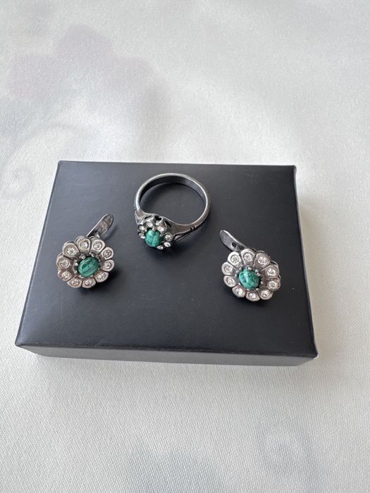 Малахит Серебро кольцо и серьги