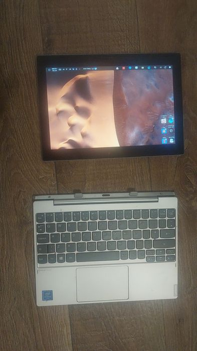 Laptop/tableta Lenovo
