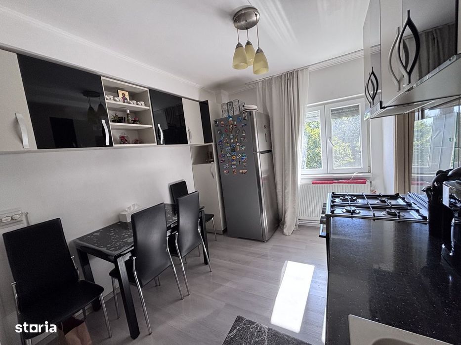 Apartament 4 camere/ Colentina/ Dna Ghica/ Centrala Proprie/ 2 Parcari