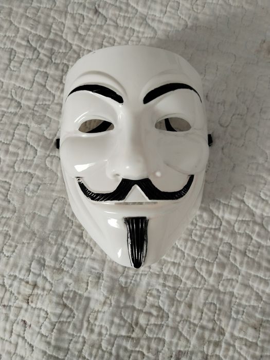 Маски на Хеллоуин