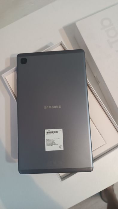 Продам планшет в хорошем состоянии!