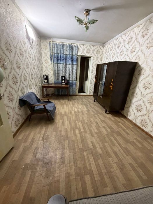 Yunusobod 10 1/1/5  balkon 2/6