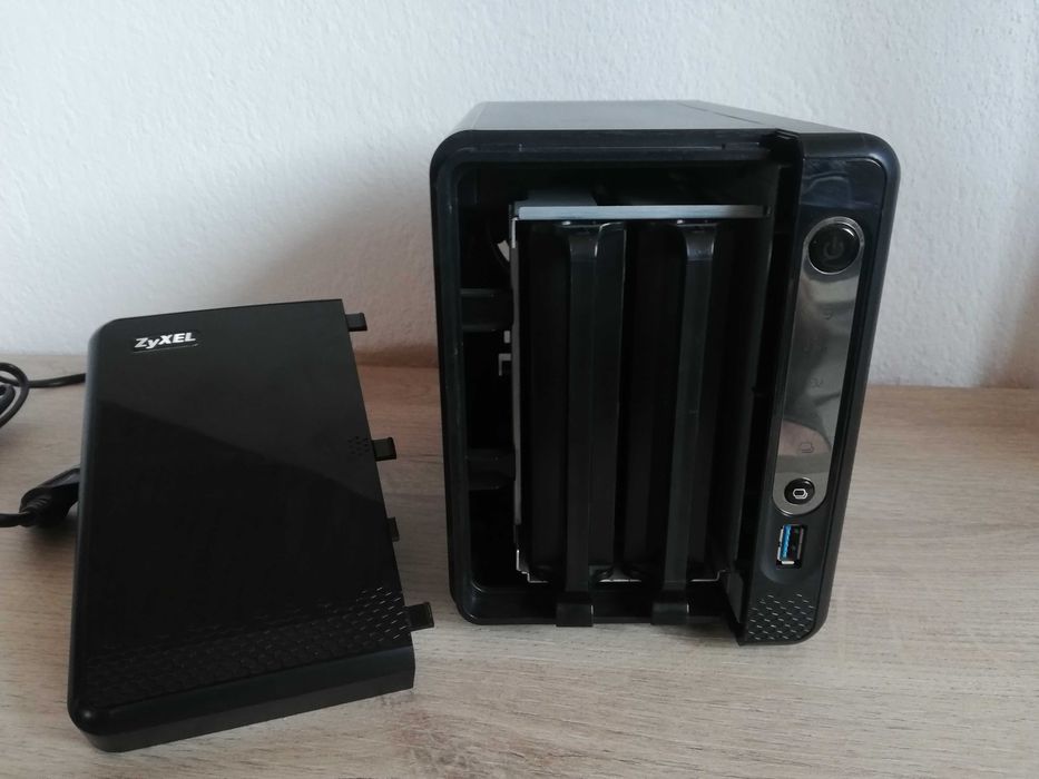 NAS Zyxel NSA325 2TB
