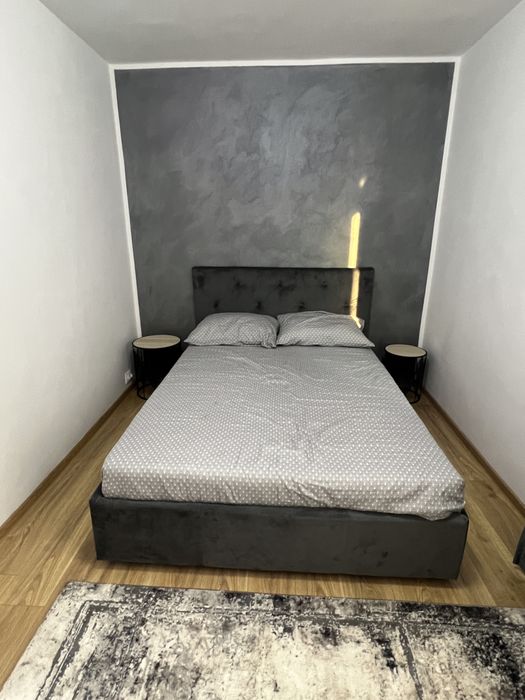 Inchiriez apartament