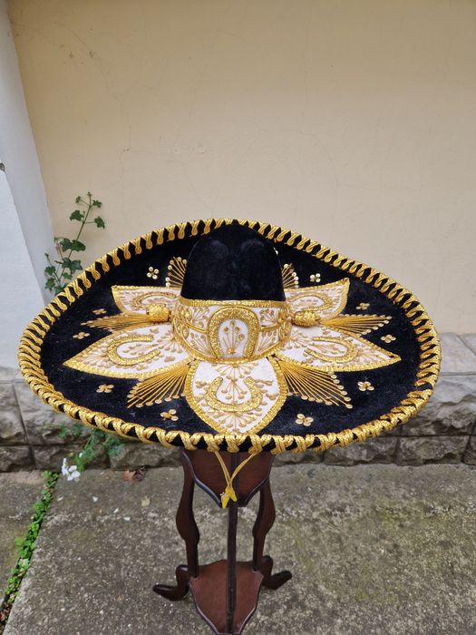 Прекрасно оригинално антикварно мексикански сомбреро