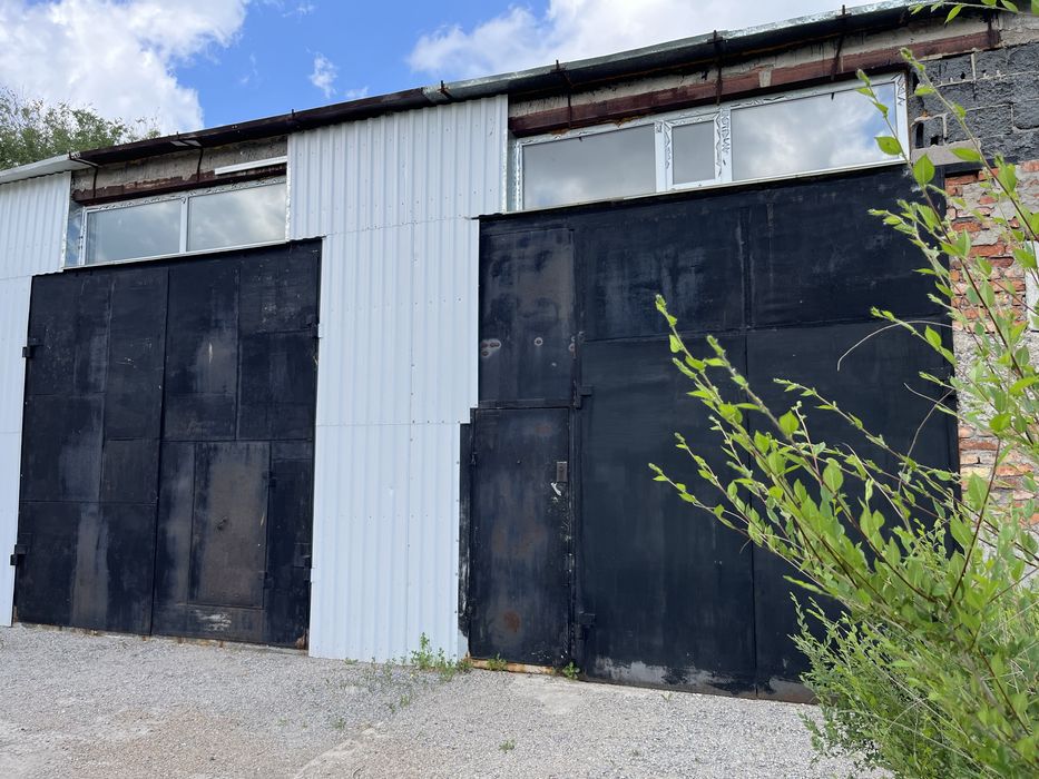 Продам  гаражные боксы