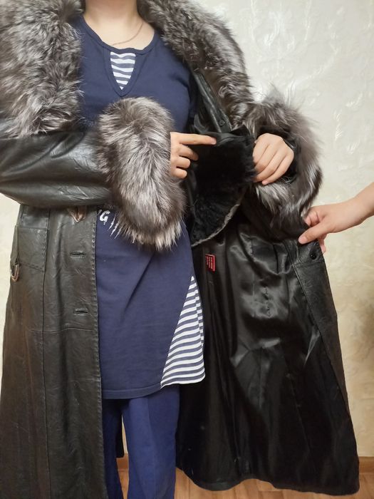 Продам натуральный кожаный плащ