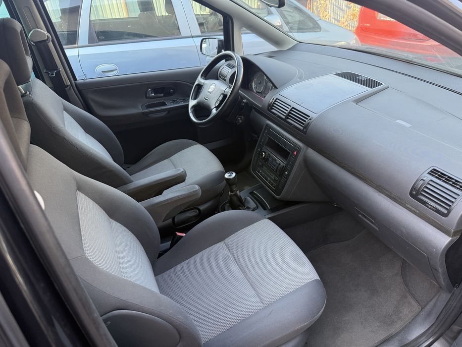 Seat Alhambra 1.9 TDI fab.2009 *** 4X4 *** EURO 4 *** 7 LOCURI *** ADUS AZI