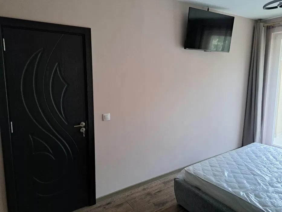 Дава се под наем Двустаен апартамент в София, Бъкстон - 47 кв.м за 650 € - Снимка #2