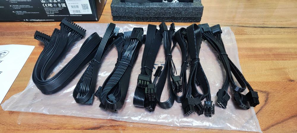 Продавам работещо захранване MSI A750GF