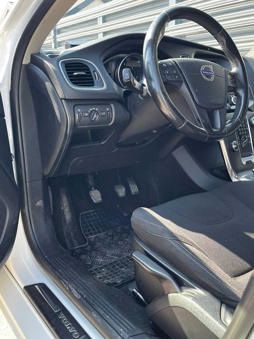 Volvo V40 D2 1.6