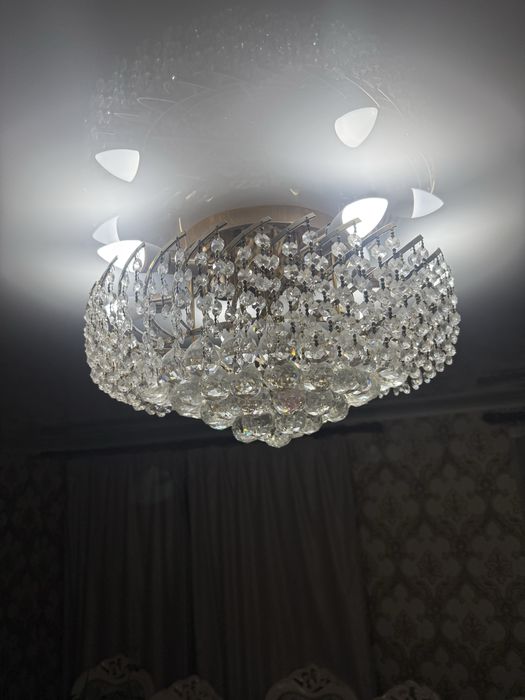 Люстра в гостевую комнату