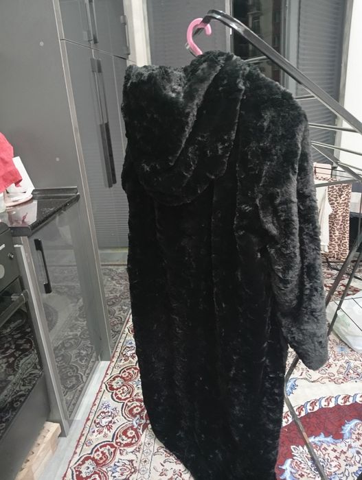 Продам шубу почти новую свою