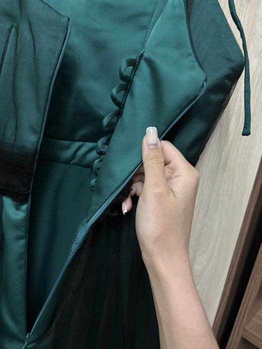 Платье  вечернее.