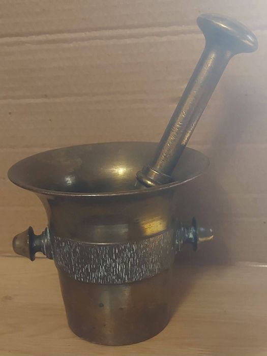 Mojar cu pistil de vanzare