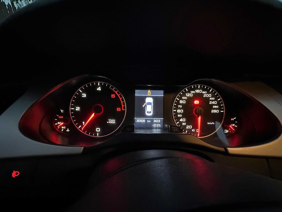 AUDI A4 B8 2008 2.0TDI CAGA