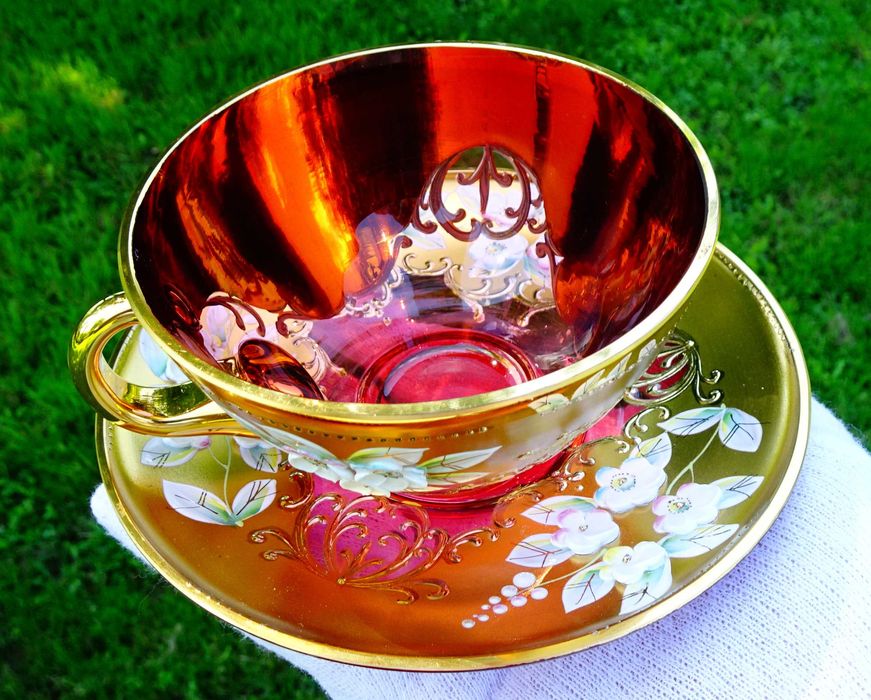 Bohemia кристална чаша с чиния,злато.