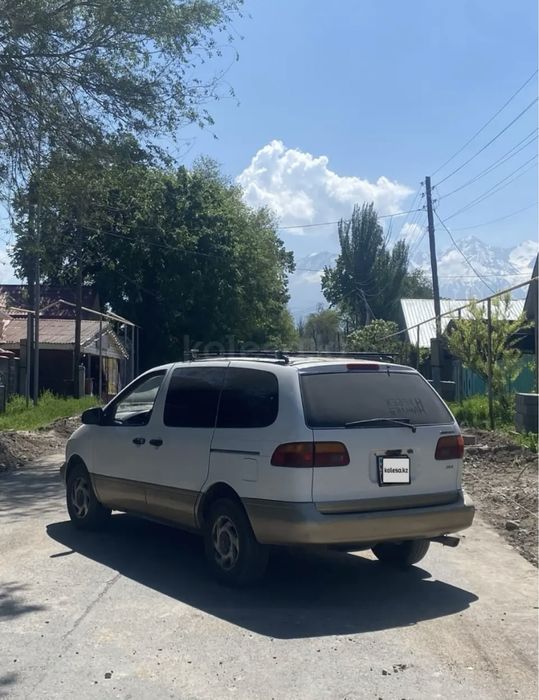 Tayota Sienna, минивен 2001 жылғы