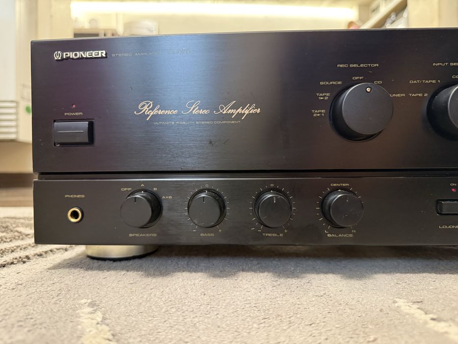 Pioneer A-676 Стерео усилвател