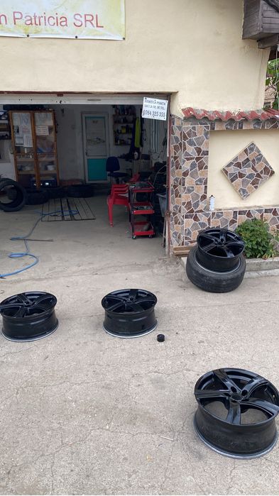 vand set jante negre  r18 5x112