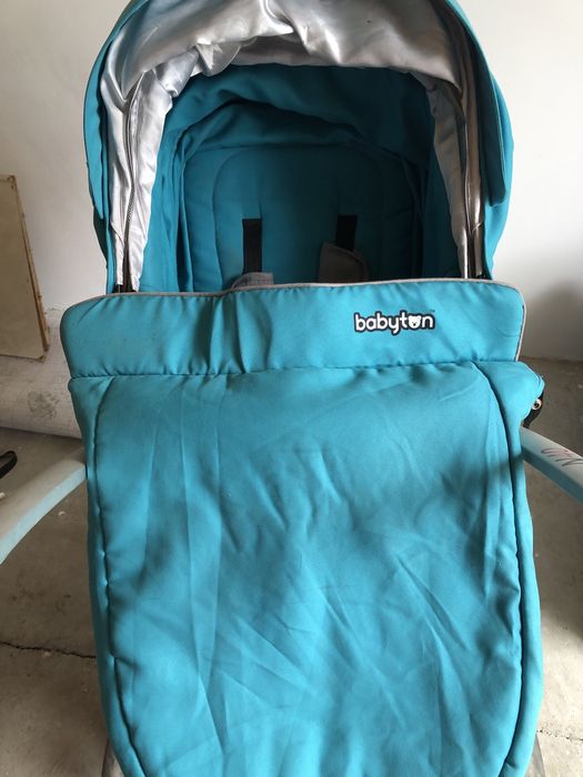 Коляска в хорошем состоянии