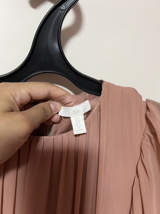 Продам платье h&m