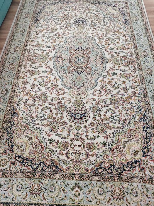 Туреций  шёлковый ковёр