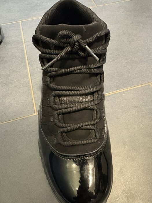 Air Jordan 11 Black Cat