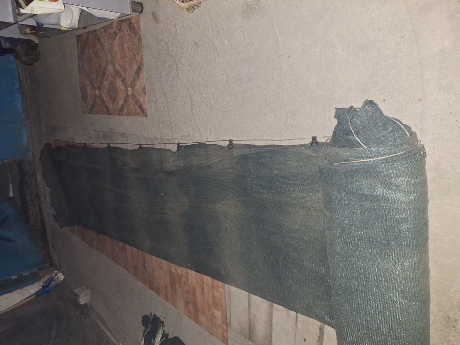 Продам б/у сетка затеняющяя