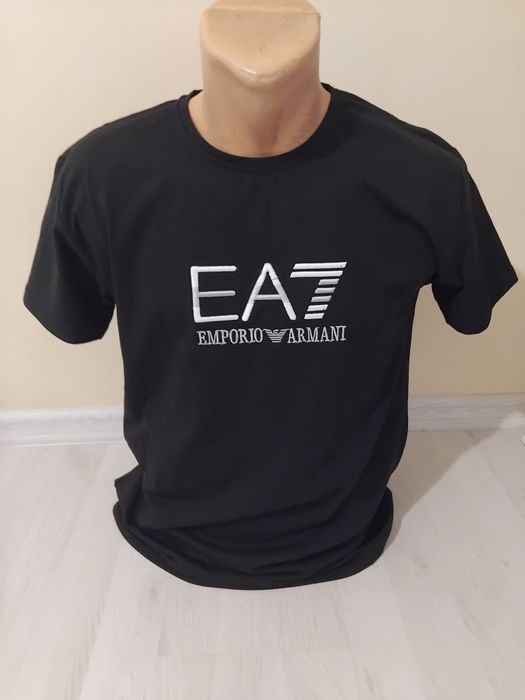 Compleu baieti Nike.