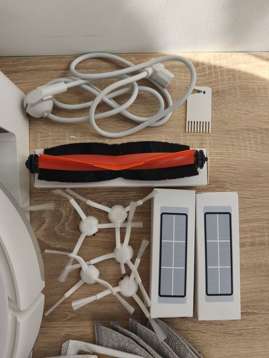Робот прахосмукачка XIAOMI X10 + ПОДАРЪЦИ