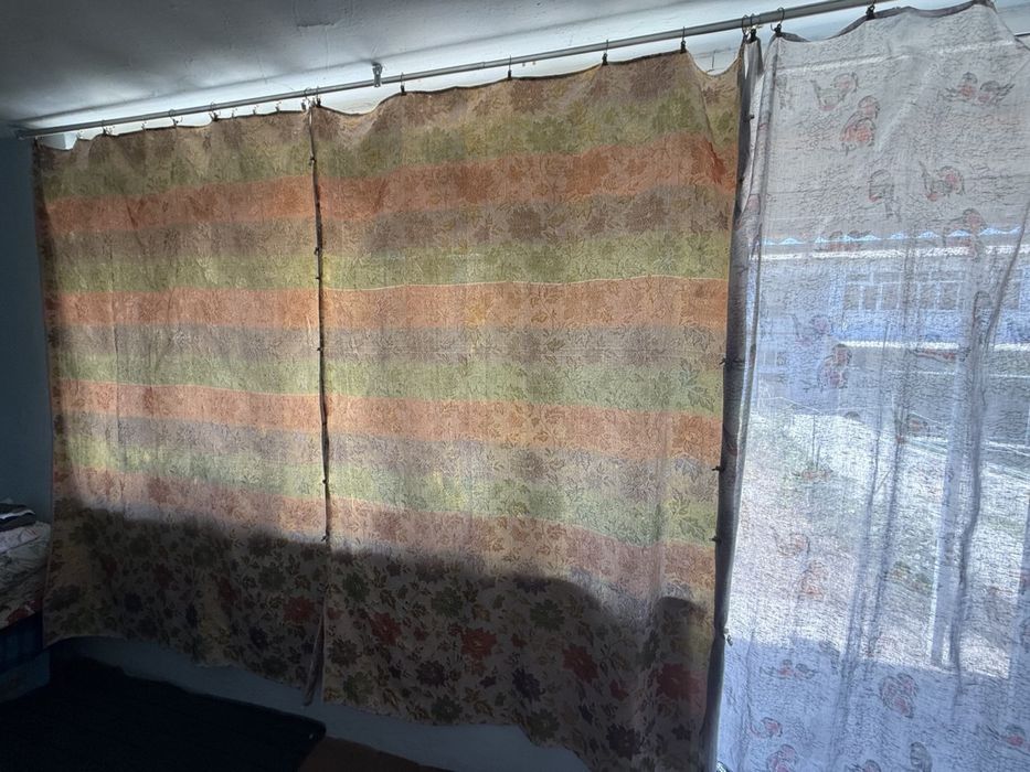 Китоб тумани марказида, Янгиобод кўчаси 7/6  3-ХОНАЛИ УЙ СОТИЛАДИ