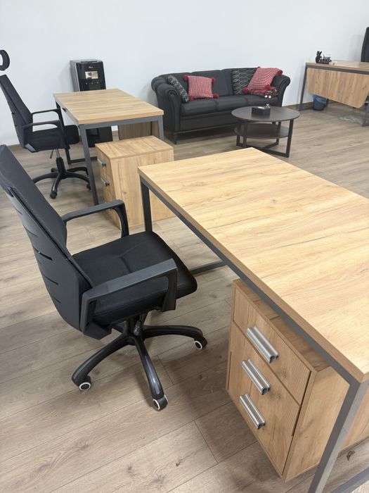 Продам офисную мебель