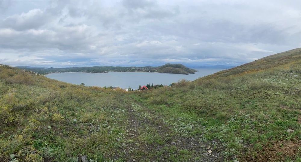 Землю в Голубом заливе