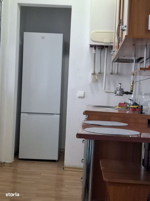 Vând apartament 2 camere