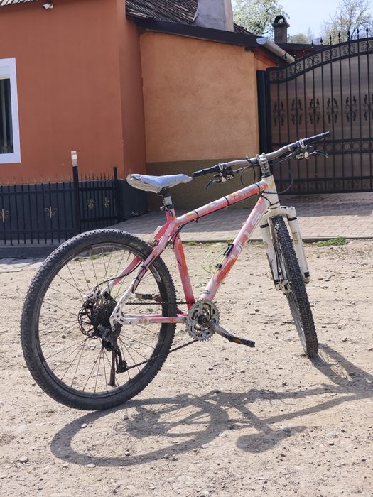 Vând bicicleta bulls