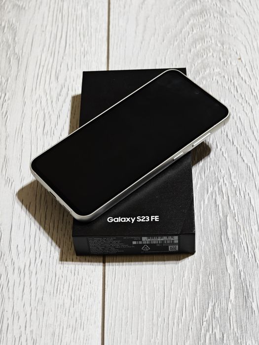 Samsung S23 FE 128 gb Ram 8 5G
