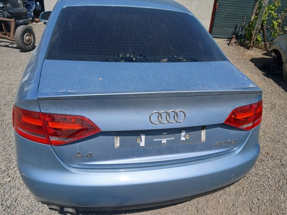 Dezmembrez Piese Audi A4 B8 din 2009