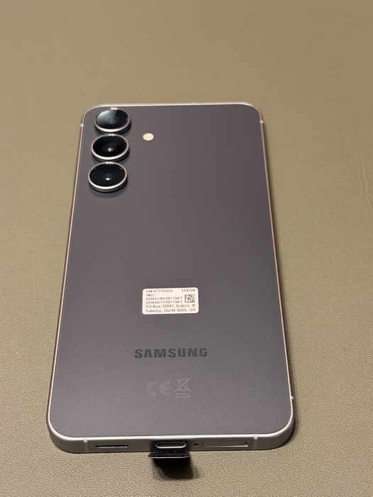 Samsung S25 fe Pret 2300 lei