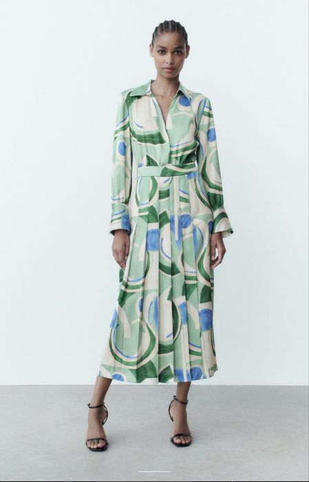 Пролетна сатинирана рокля на ZARA