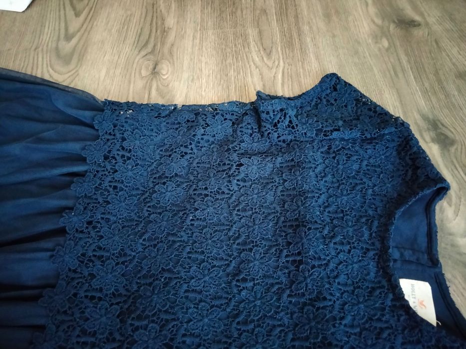 Rochie eleganta, bleumarin, mărimea M, dantela și tul, fără eticheta