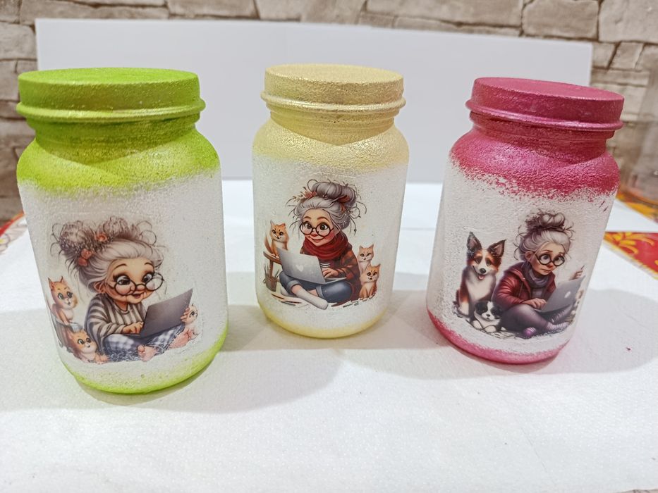 Borcanele decorative