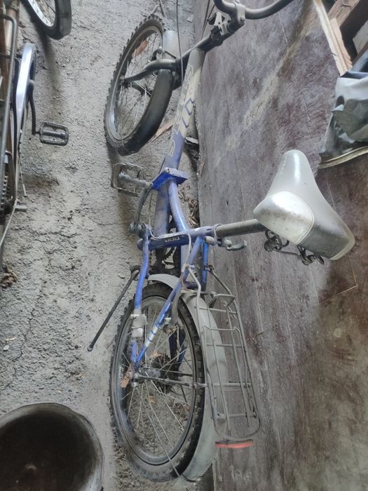 Продам велик стелс. Сын вырос не котается. 2года стоит