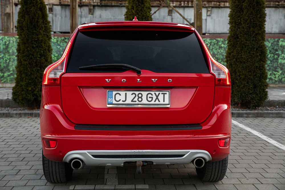 Volvo XC60 4x4 2.4D D4 / 2012 / Automat / R Design