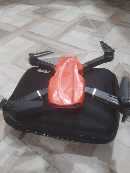 Дрон е99             .